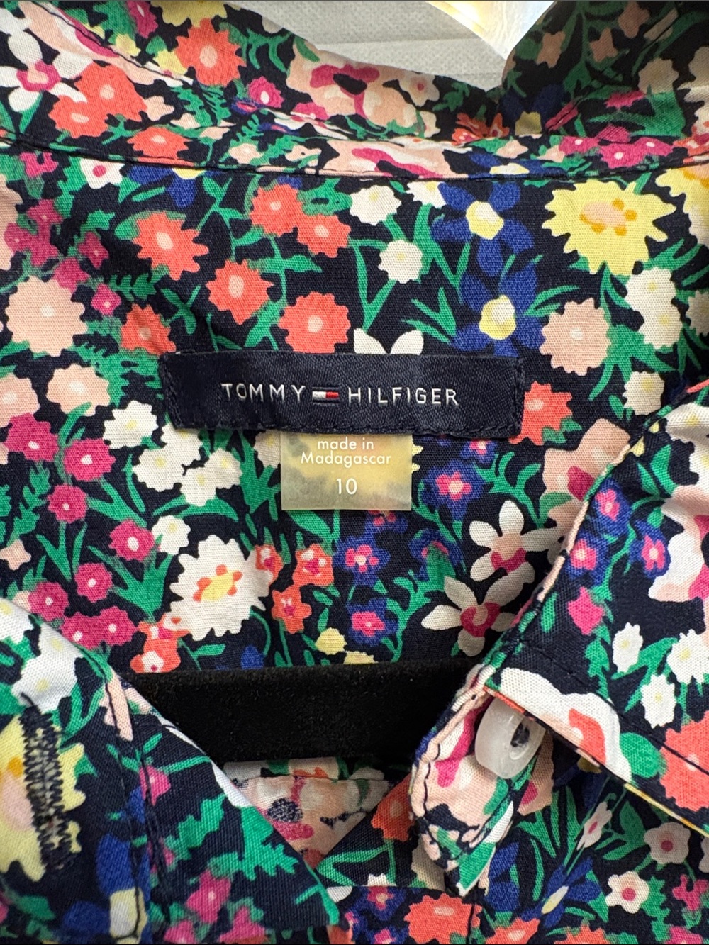 EUC Tommy Hilfiger Multicolor Sleeveless Floral Shirt Dress - Picture 2 of 3